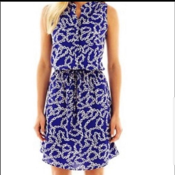 Liz Claiborne Dresses & Skirts - LIZ CLAIBORNE Dress Size 4 / Summer Shirt Dress / Chain Design / V-Neck